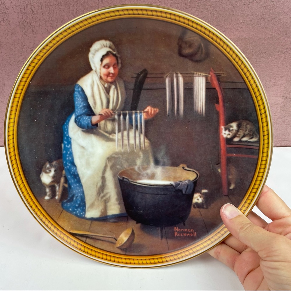 Norman Rockwell Light For The Winter Plate